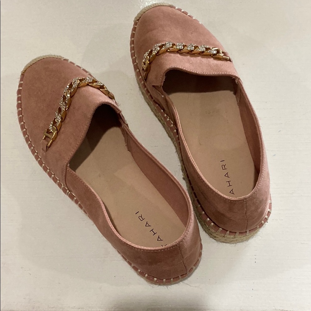 Tahari Brooklyn Size 9.5 Women's Pink Espadrille Flats! - Picture 2 of 9